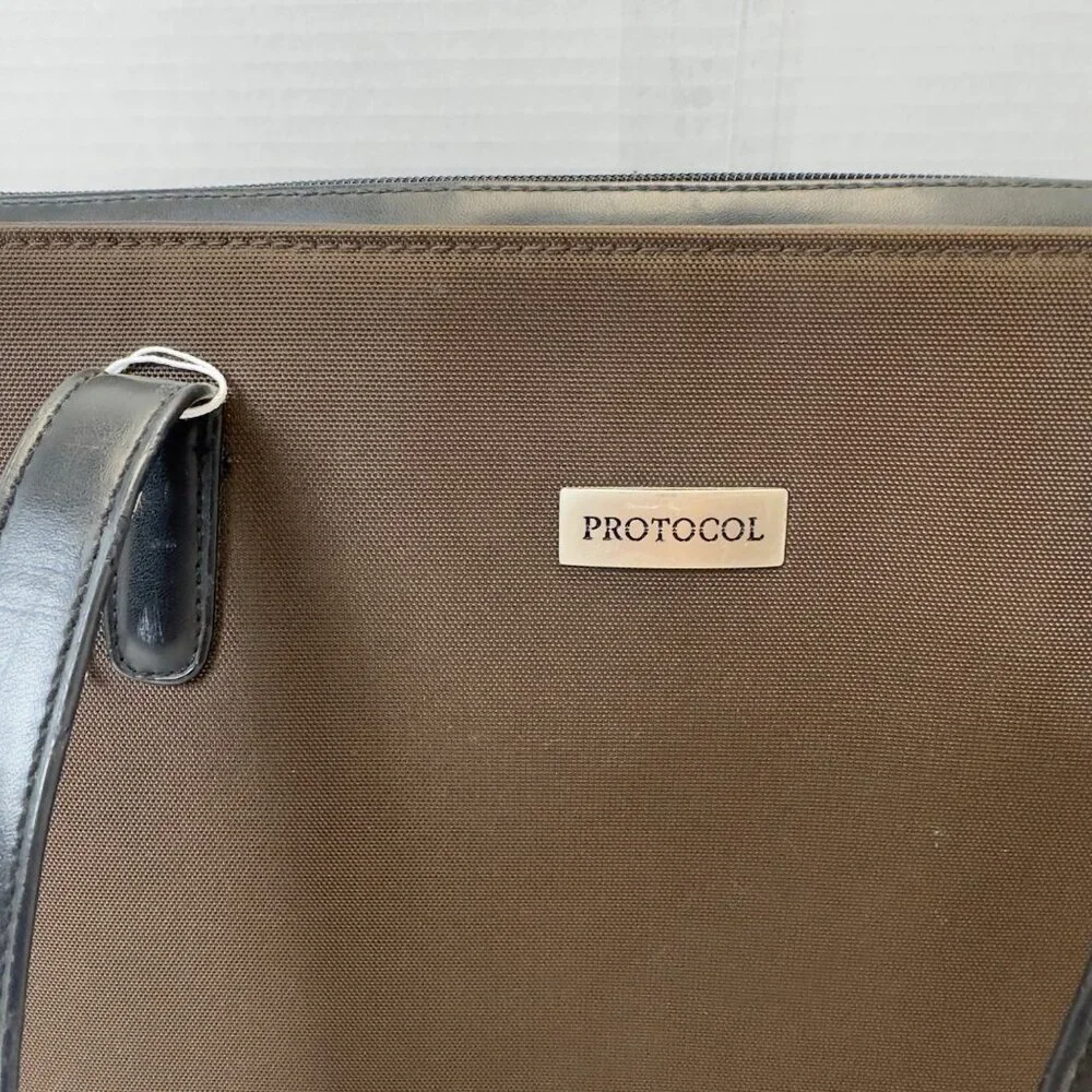 protocol laptop briefcase , preowned